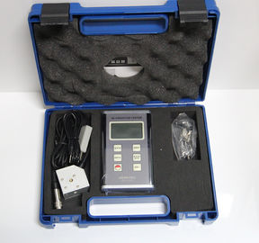 Piezoelektrischer Beschleunigungsmesser-Digital-Portable 3d Xyz dreiachsiger mit Lcd von hinten beleuchtet