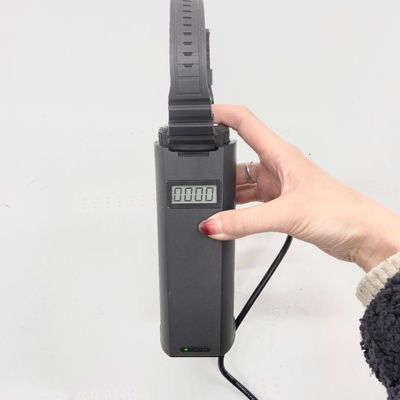 HRD-3 Uhr Typ Persönlicher Dosimeter mit LCD-Display-Bereich Hp 10 0,00μSv-9999mSv und relativer inhärenter Fehler ±10% 1mSv/h Cs-137