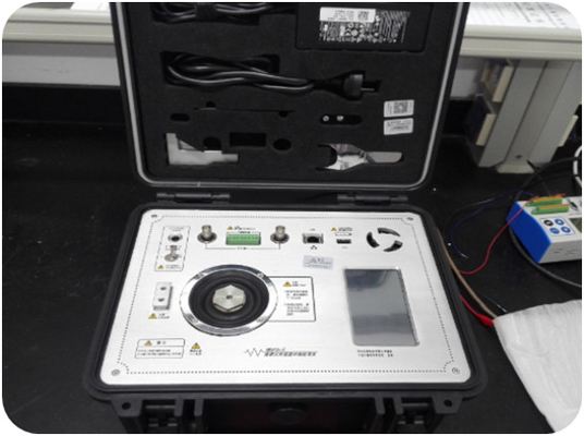 10 Hz bis 4000 Hz Labor vor Ort Tragbarer Schüttler Vibrationskalibrator Handheld HG-5029M