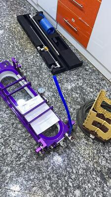 Detection Leakage of Welds on The Bottom Plate of Oil Storage Tank Vacuum Box Weld Leakage Detection System