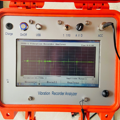 HG-S936L-1 Tragbarer Vibrationsdatenrekorder 1 Hz-200 Hz Einkanal-Vibrationsprüfgerät