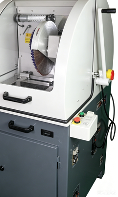 HC-350A Vertikalmetallographische Probenschneidemaschine Φ110mm Max Schnitt 4KW Wasserkühlung Probenabschneidegerät